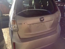 2013 TOYOTA PRIUS SILVER, V MODEL, 1.8L, AT.  Z24906